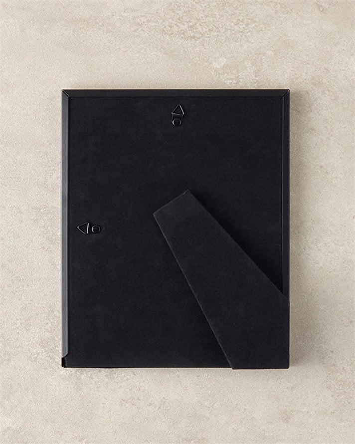Tulia Metal Çerçeve 20x25 cm Siyah