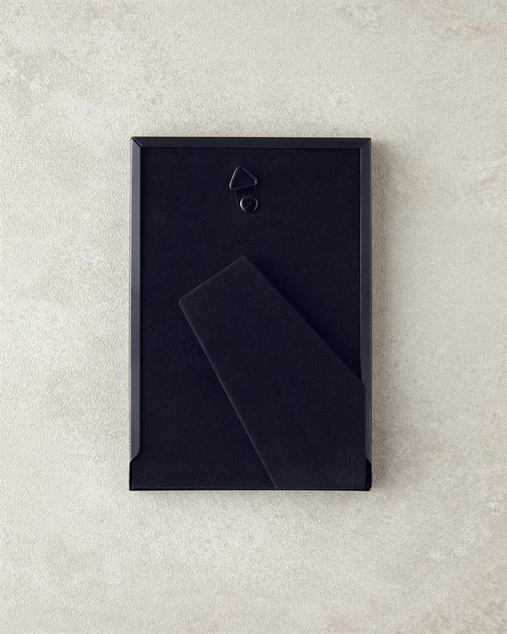 Tulia Metal Çerçeve 10x15 cm Siyah