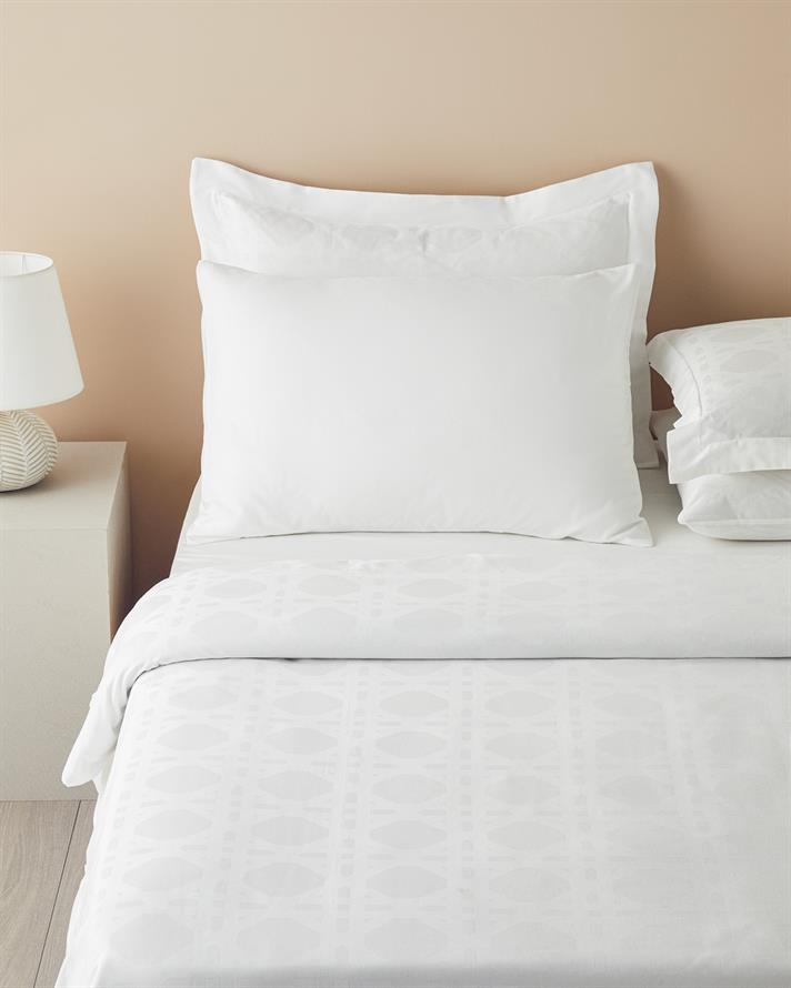 Verona Jakarlı Pamuk Saten King Size Nevresim Takımı 240x220 cm Kırık Beyaz