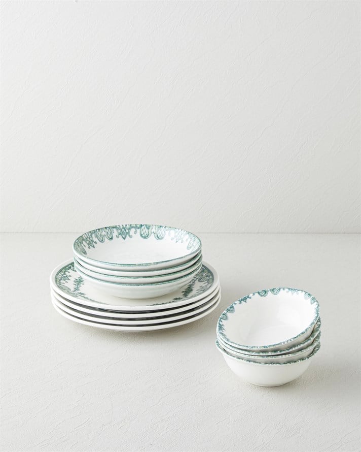 Vintage Porselen Yemek Takımı 12 Parça 4 Kişilik Renkli