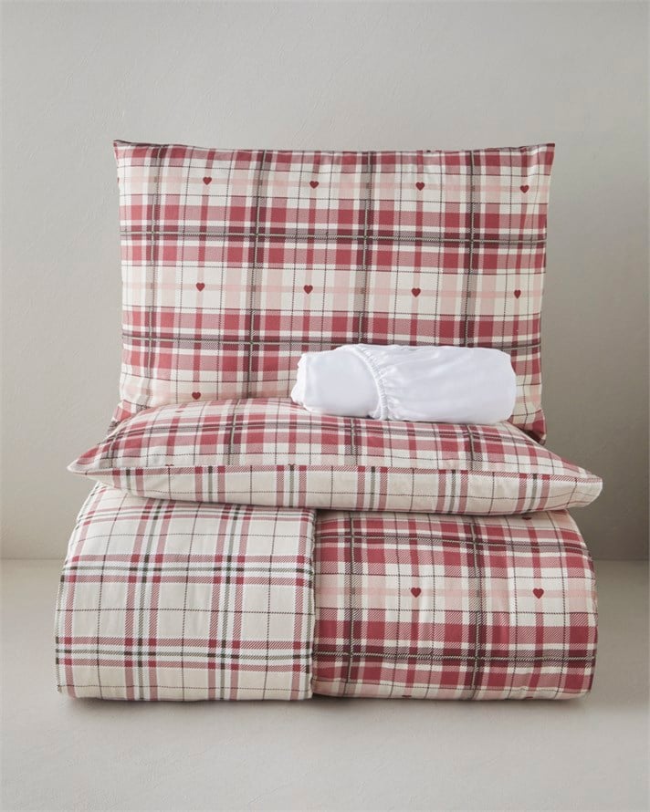 Winter Embrace Flanel Çift Kişilik Çarşaflı Nevresim Takımı 200x220 cm Kırmızı - Krem