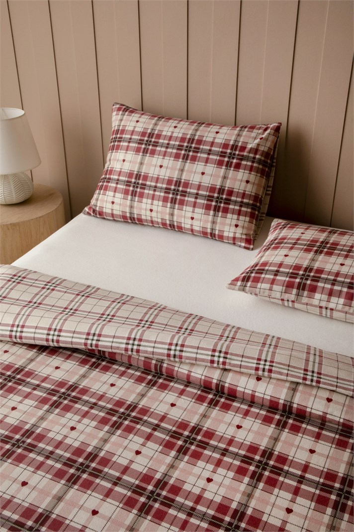 Winter Embrace Flanel Tek Kişilik Çarşaflı Nevresim Takımı 160x220 cm Kırmızı - Krem