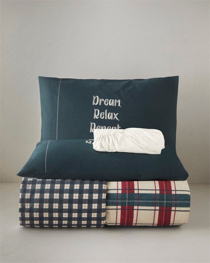 Winterland Flanel Çift Kişilik Çarşaflı Nevresim Takımı 200x220 cm Kırmızı-Yeşil-Krem