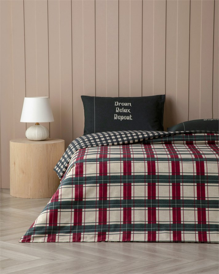 Winterland Flanel Çift Kişilik Çarşaflı Nevresim Takımı 200x220 cm Kırmızı-Yeşil-Krem