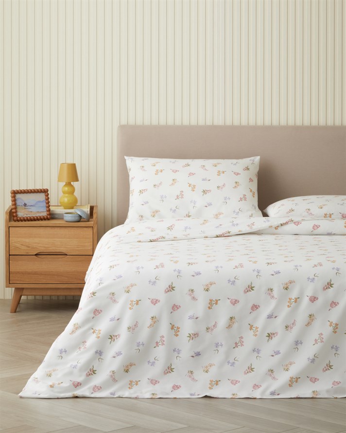 Wisteria Kolay Ütülenir Çift Kişilik Nevresim Seti 200x220 cm Lila-Turuncu