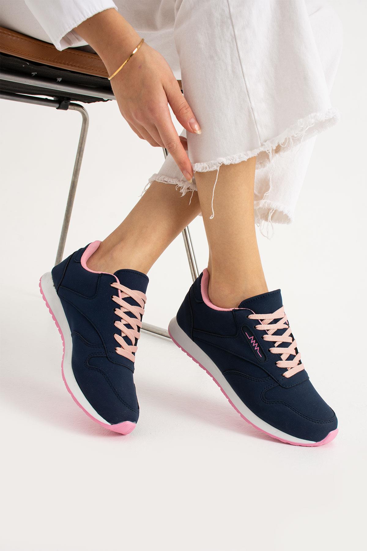 SNEAKER UNISEX RAHAT GÜNLÜK KULLANIMA UYGUN ERGONOMİK  SPOR AYAKKABI