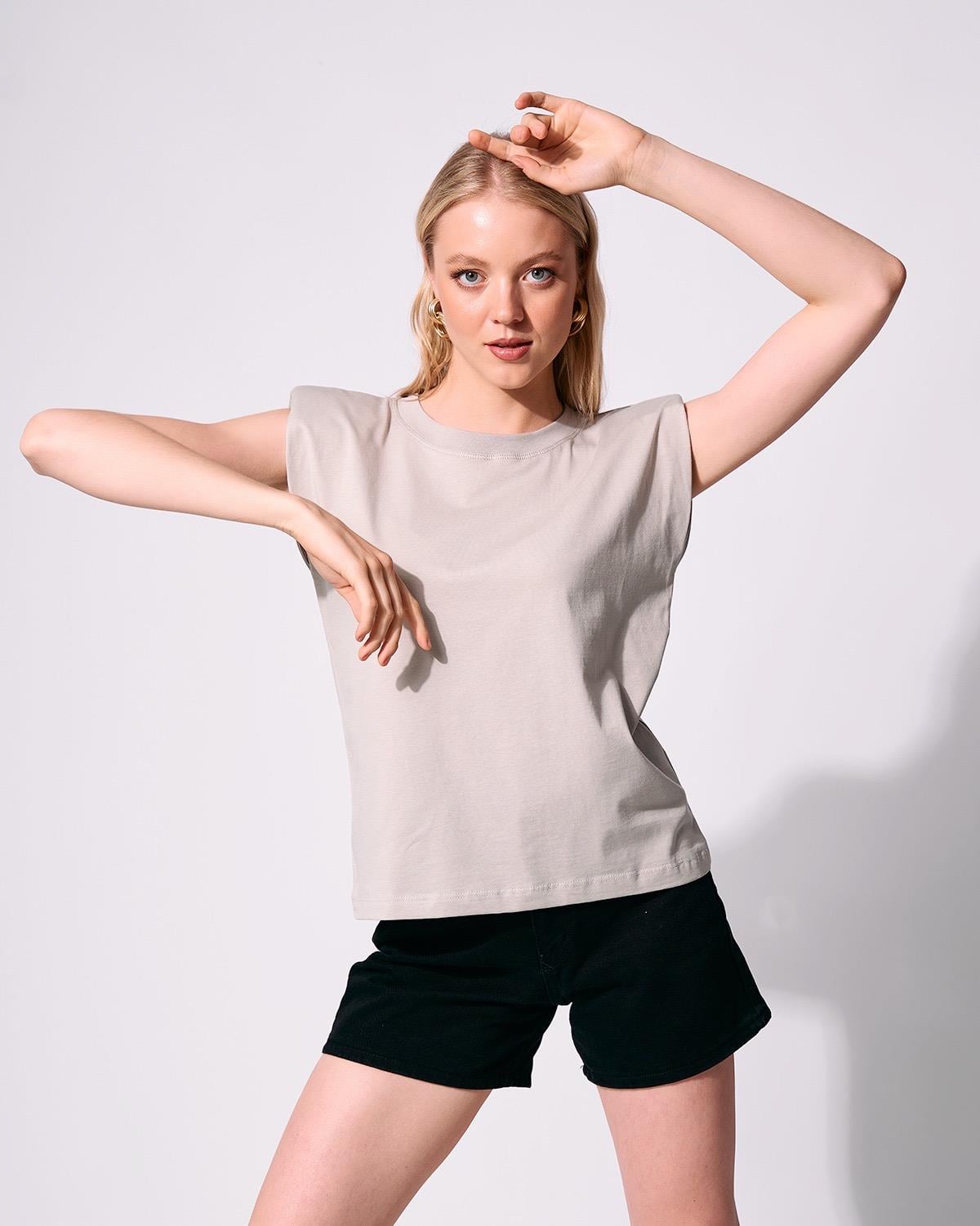 Vatkalı Gri Kolsuz T-Shirt