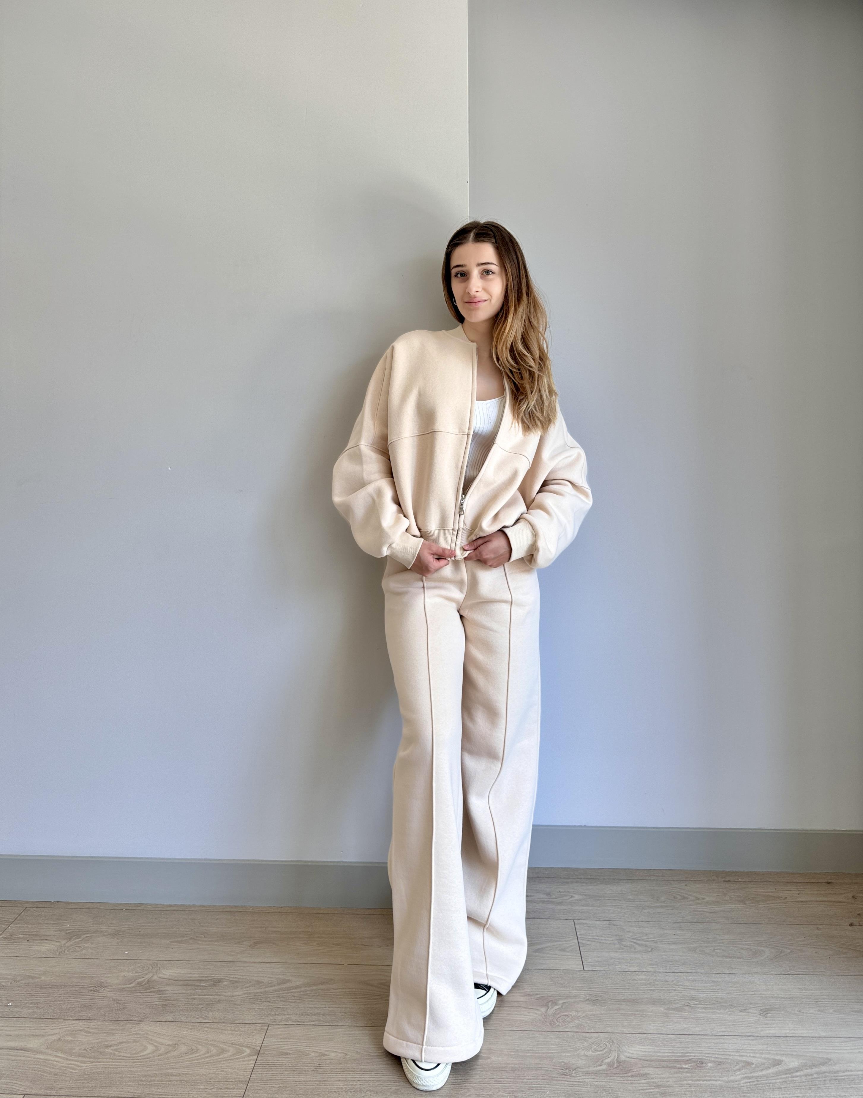KREM FERMUARLI SWEATSHİRT EŞOFMAN TAKIMI