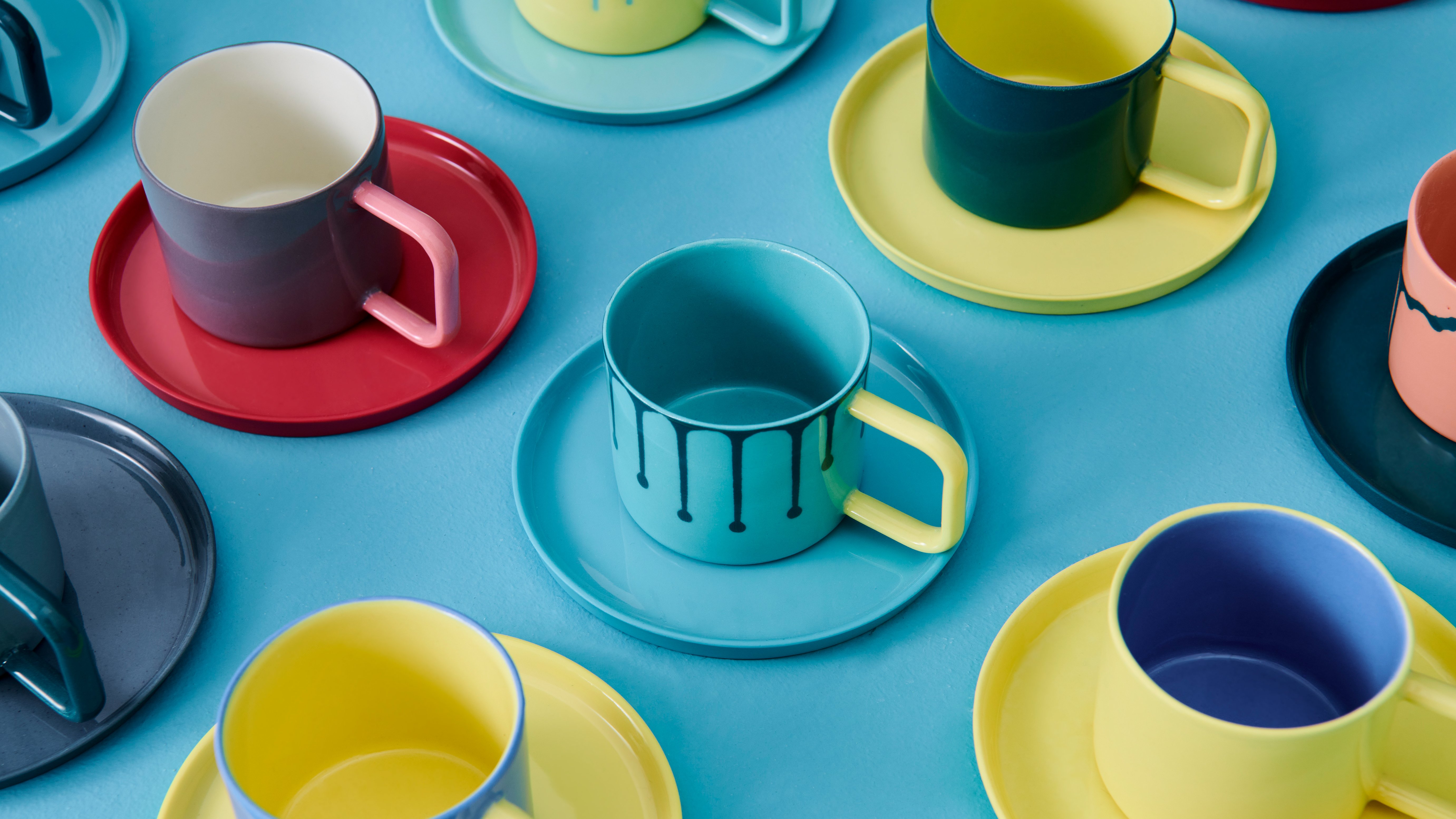 Imperfect union of design and color!