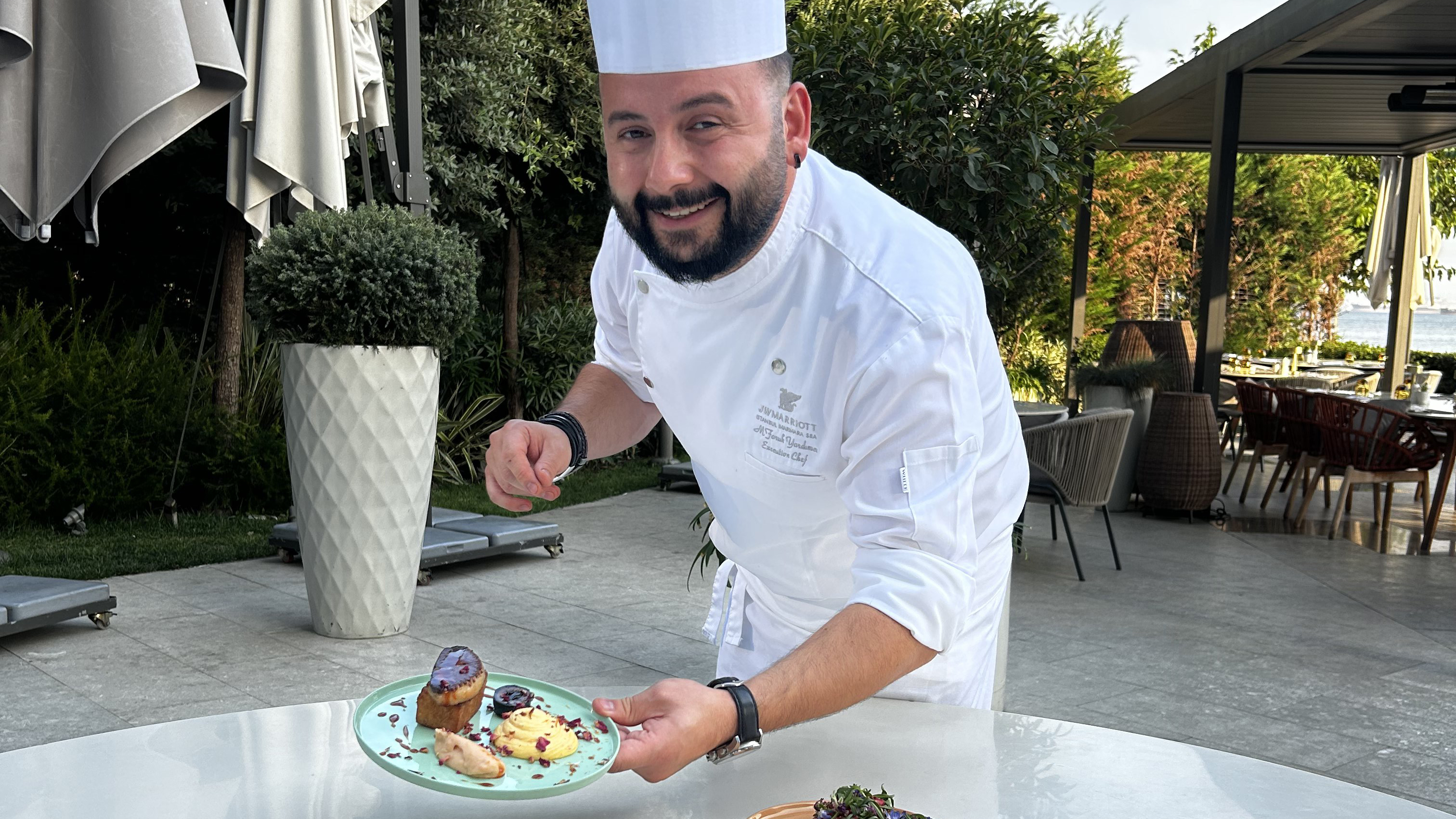 Lavanta temalı özel sunumlarıyla  Executive Şef Mehmet Faruk Yardımcı