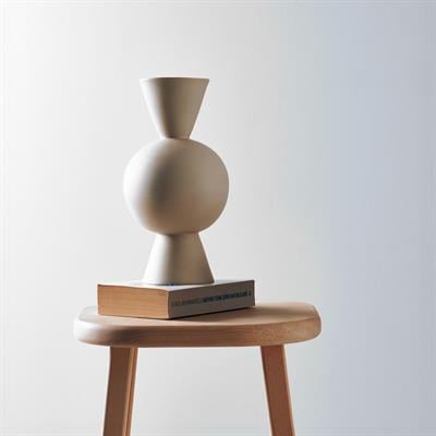 Goody Mid Handmade Porcelain Vase / Granule