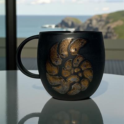 Yumy Mug / Siyah Deniz Kabuğu Desenli