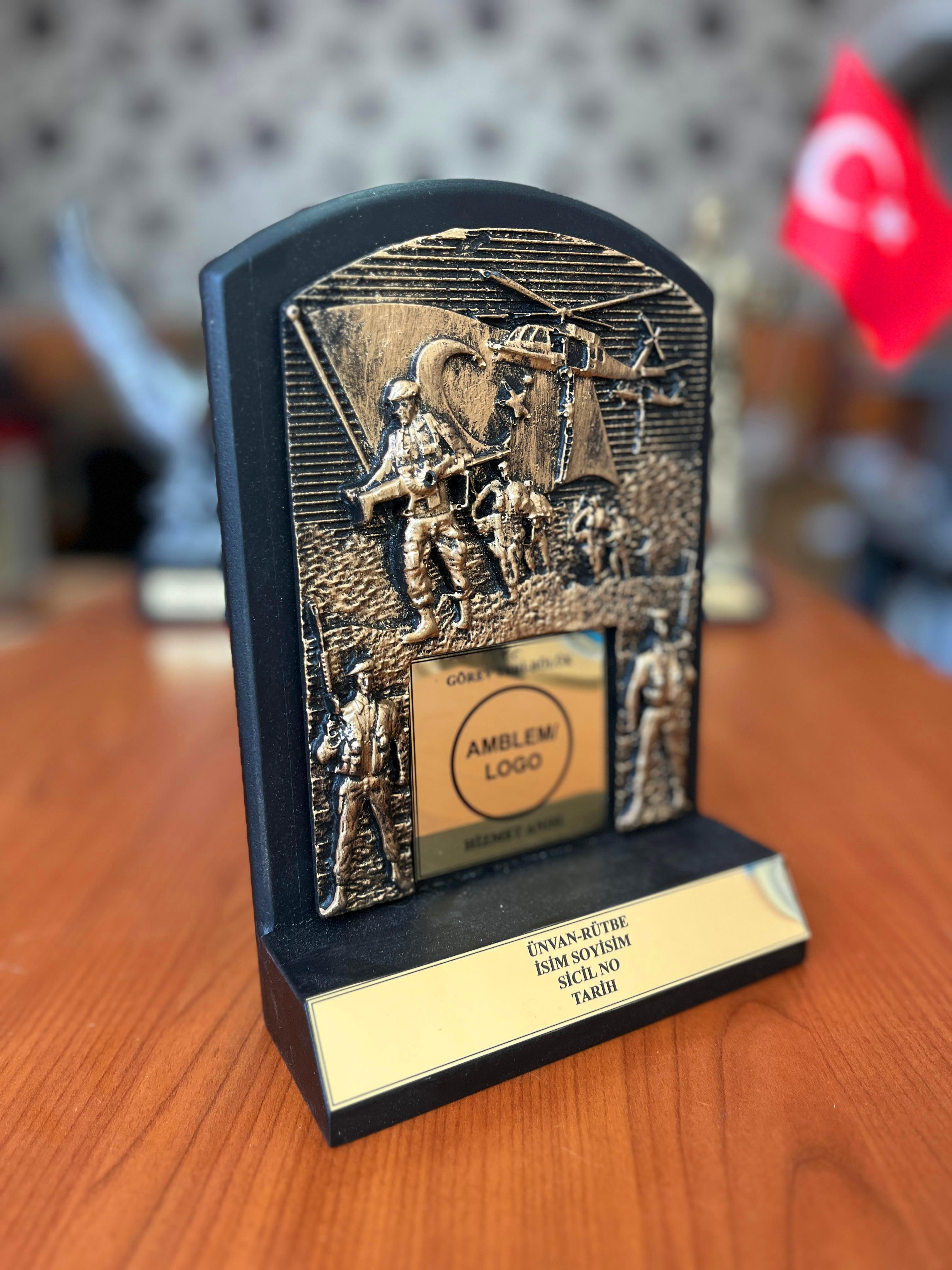 Askeri Birliklere Özel Hizmet Anısı Plaket