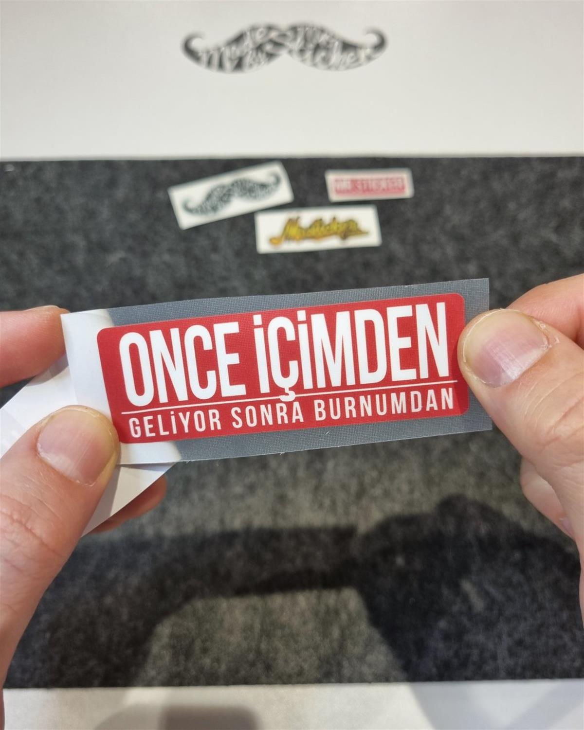 ESP48 V3 Once Icimden Geliyor Yazili Etiket