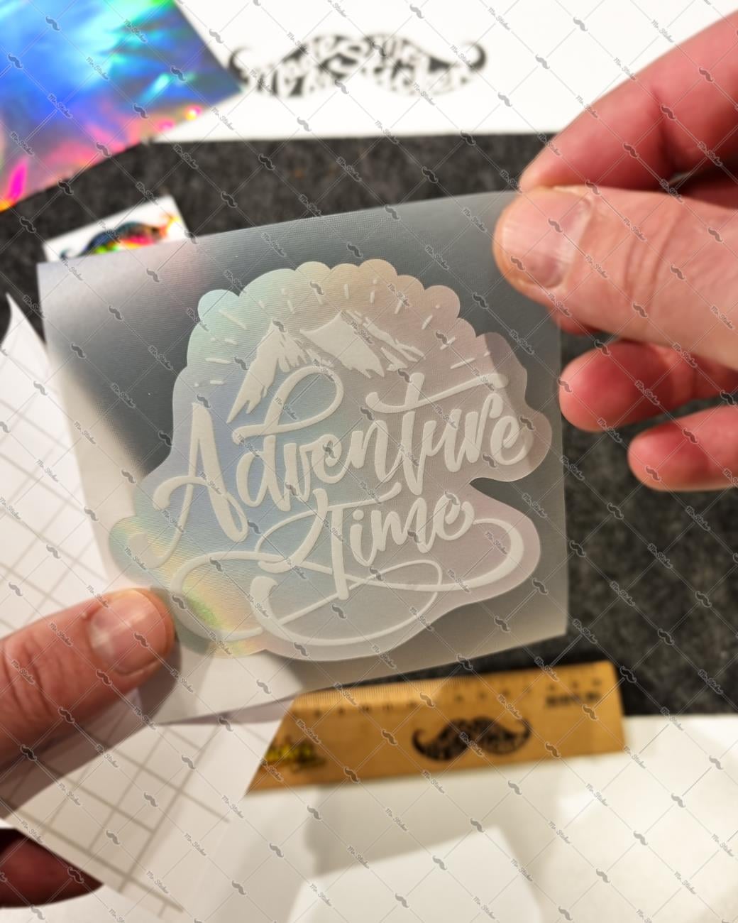 HLG91 Hologram Beyaz Adventure Time Yazılı Etiket