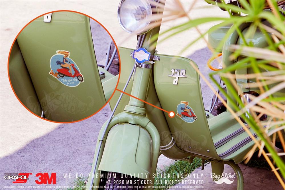 VSP32 Kirmizi Scooterli Kiz Etiketi