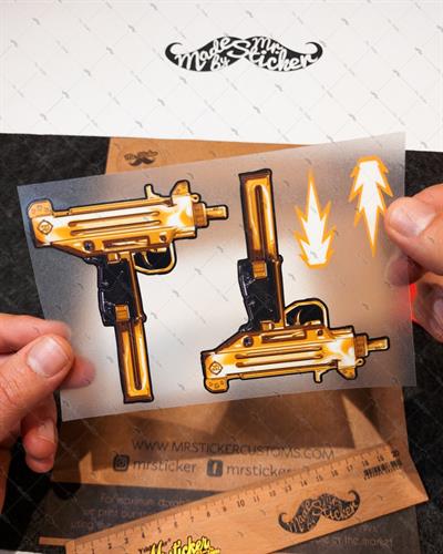 MSL108 Altın Uzi Karikatür Etiketi