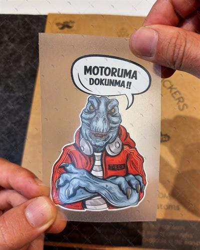 WRN32 Motoruma Dokunma Kizgin Dinazor Etiketi