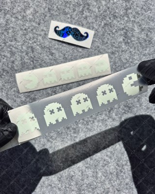 GIDW28 Karanlıkta Işıldayan Pac Man Etiketi