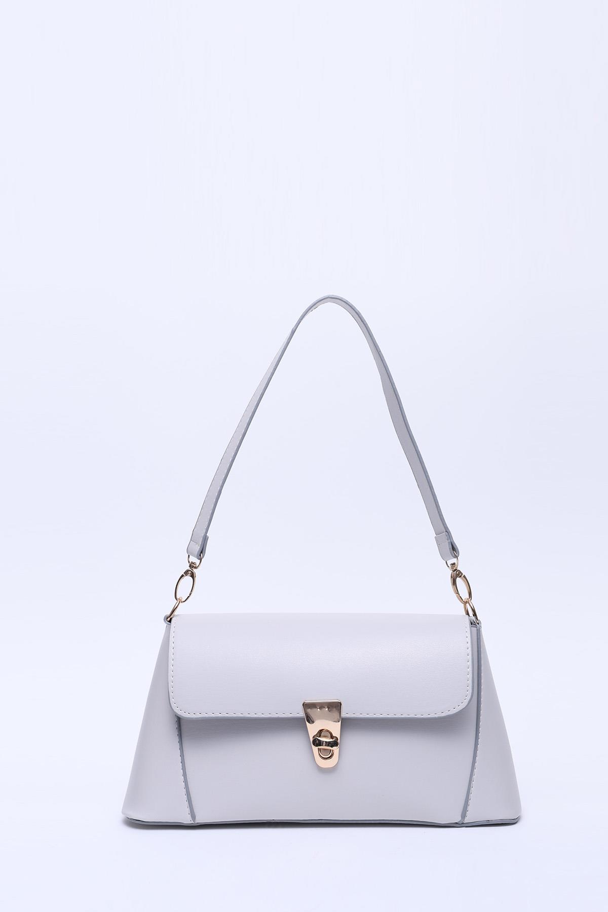 Gri Shk153 Suni Deri Kilit Detaylı Standart Askılı Tek Bölmeli El, Kol ve Omuz Çantası U:15 E:29 G:9 cm