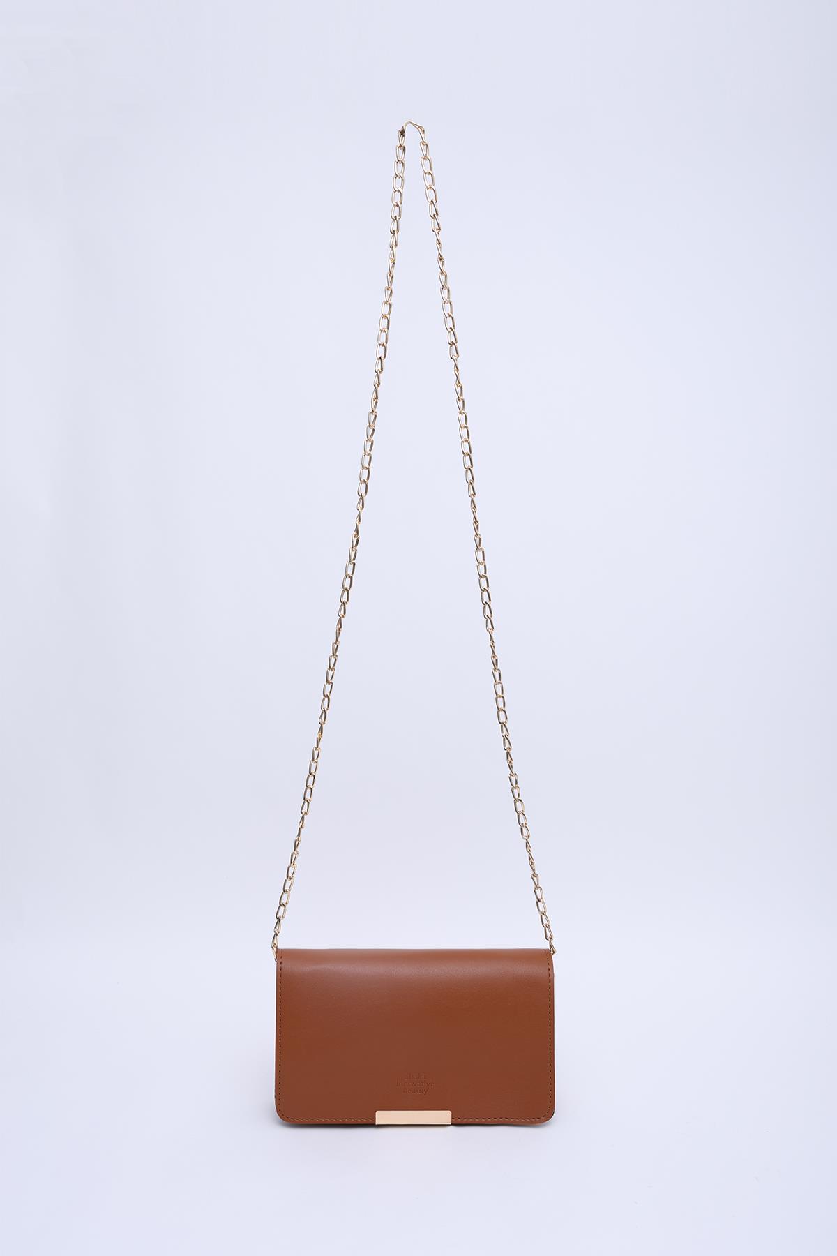 Taba SHK186 Suni Deri Tek Bölmeli Çıtçıtlı  Zincir Askılı El , Kol ve Omuz Çantası E:19 U:10 G:4 cm