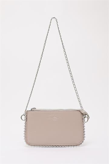 Kırışık Dokulu Vizon SHK125 Suni Deri Boncuk Detaylı Fermuarlı Tek Bölmeli Zincir Askılı Omuz Çantası E:23 B:14 Cm