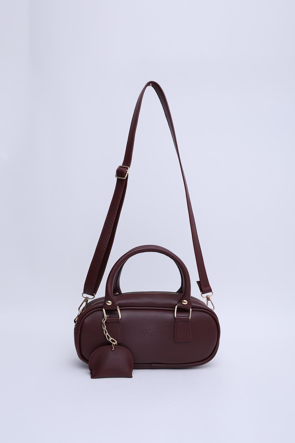 Bordo Shk207 Suni Deri Charm Detaylı Fermuarlı Ayarlanabilir Askılı El, Kol ve Omuz Çantası U:14 E:24 G:8 cm