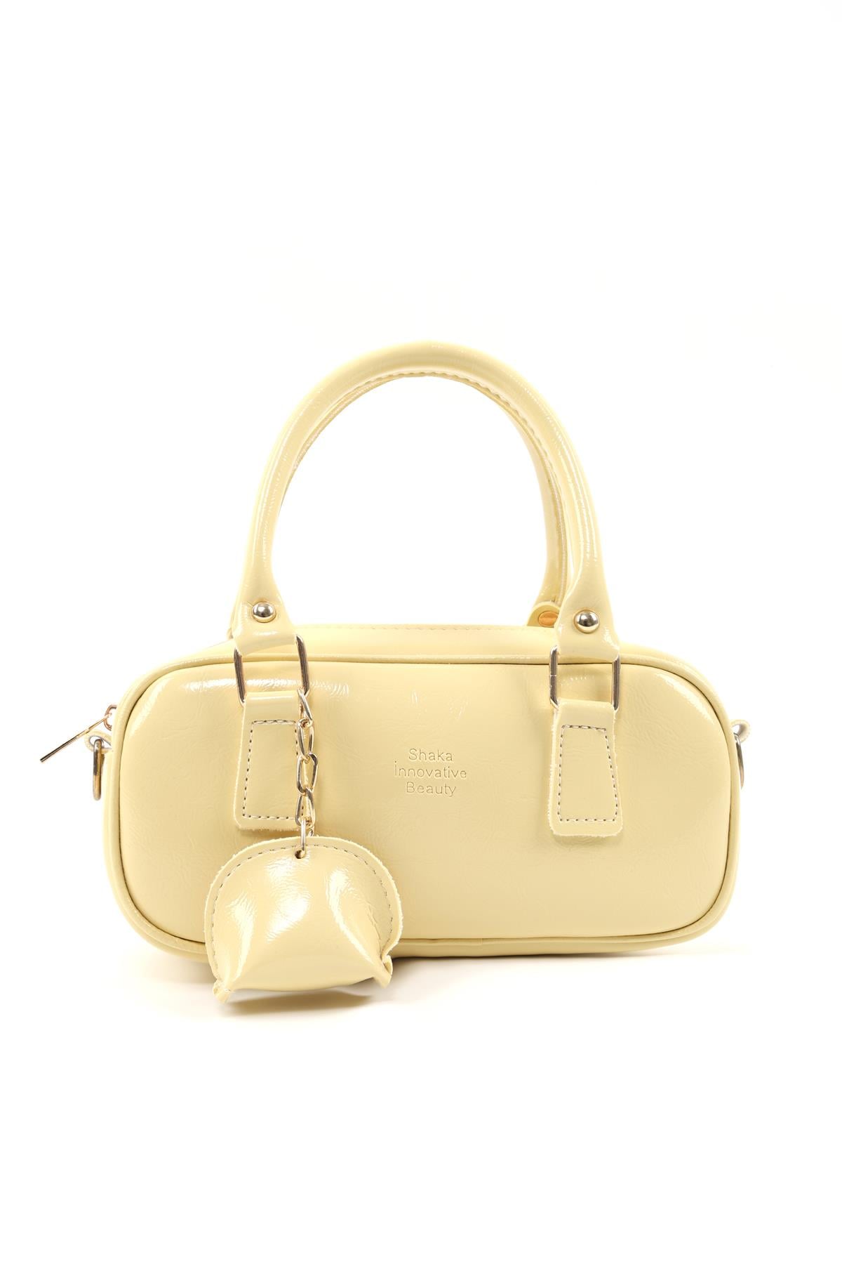 Sarı Shk207 Suni Deri Charm Detaylı Fermuarlı Ayarlanabilir Askılı El, Kol ve Omuz Çantası U:14 E:24 G:8 cm