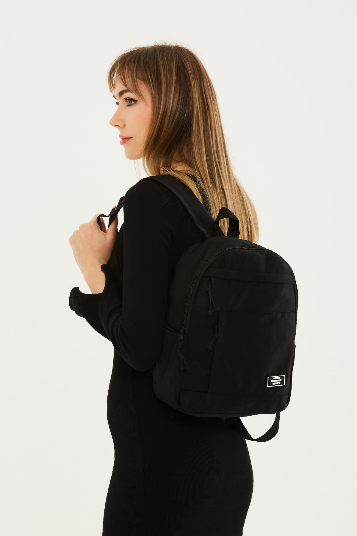 Siyah U1 Kanvas Kumaş, Fermuarlı, 5 Bölmeli ,Unisex Okul, Spor Ve Günlük Sırt Çantası