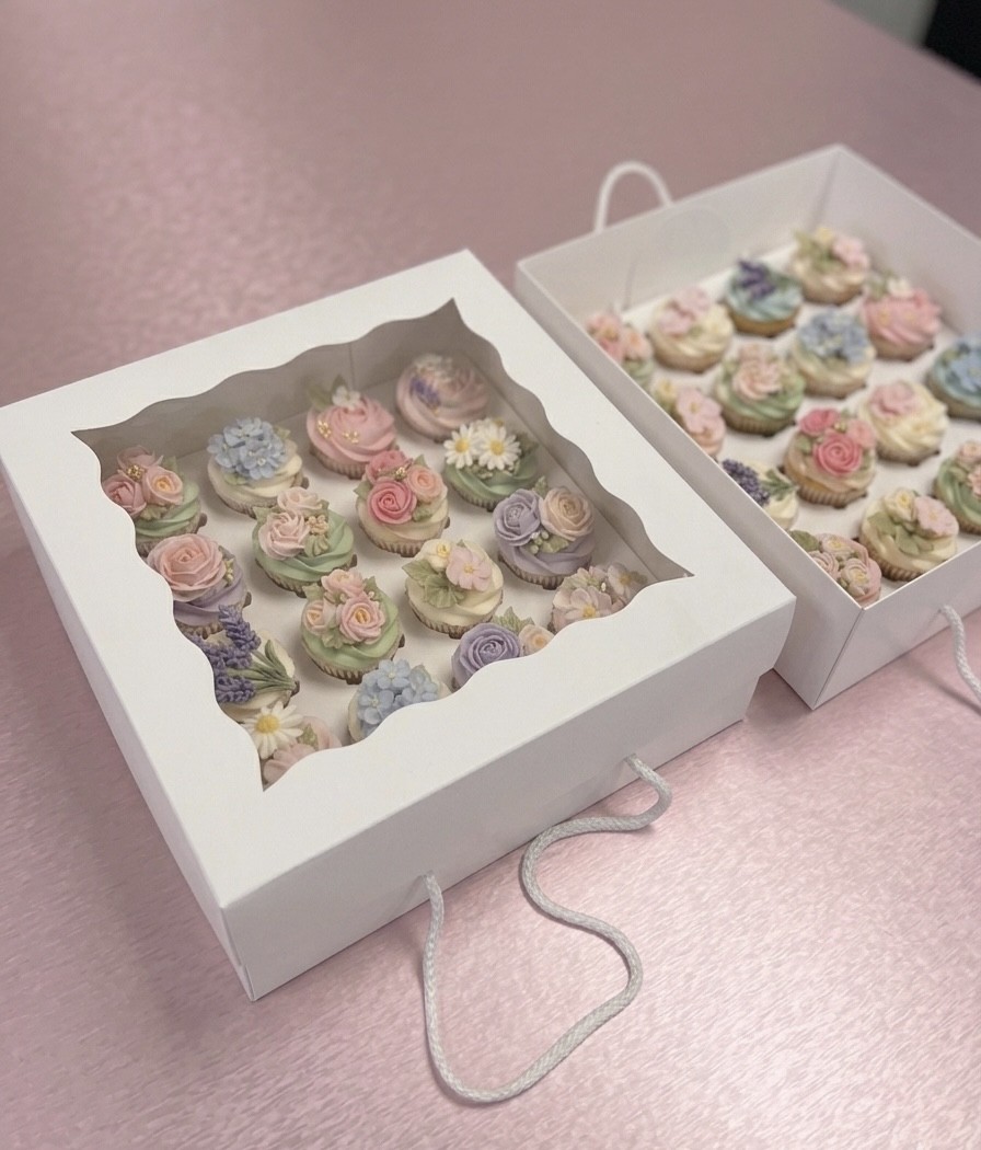 16 BÖLMELİ CUP CAKE KUTUSU 35x35x11