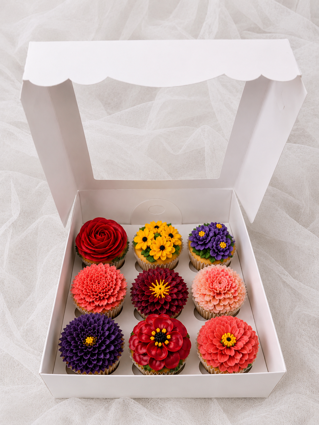 GENİŞ ARALIKLI 9 BÖLMELİ CUPCAKE KUTUSU ADETLİ SATIŞ 