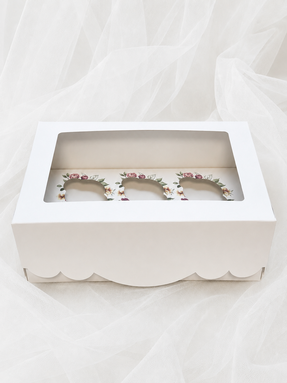 GENİŞ ARALIKLI DESENLİ 6 LI CUPCAKE KUTUSU  
