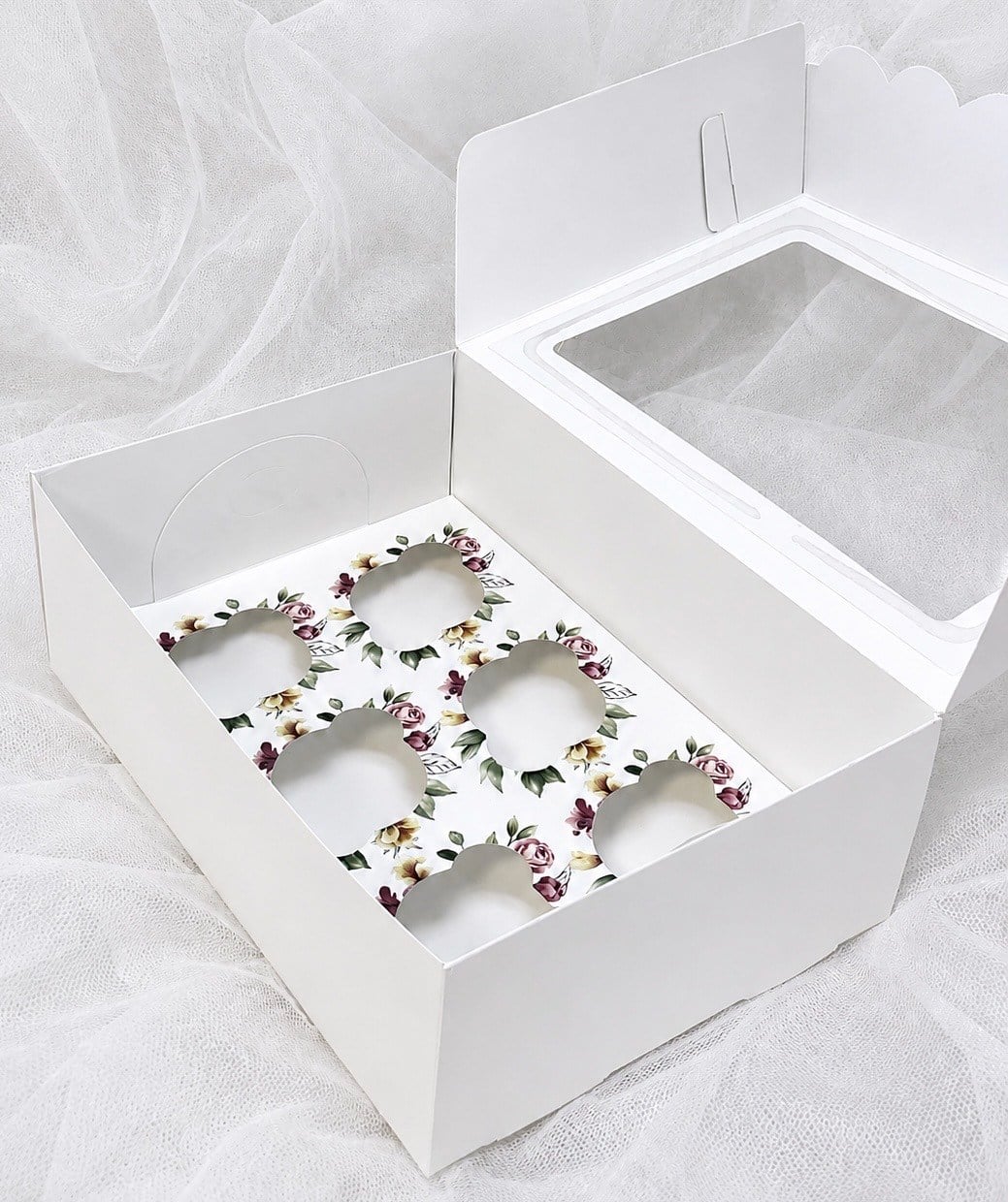 GENİŞ ARALIKLI DESENLİ 6 LI CUPCAKE KUTUSU  