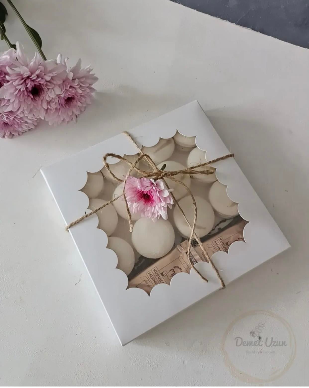 KURABİYE KUTUSU 20x20x3 