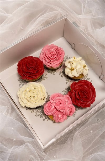 Çelenk Desenli  6 lı CUPCAKE KUTUSU 25x25x10 ADETLİ SATIŞ