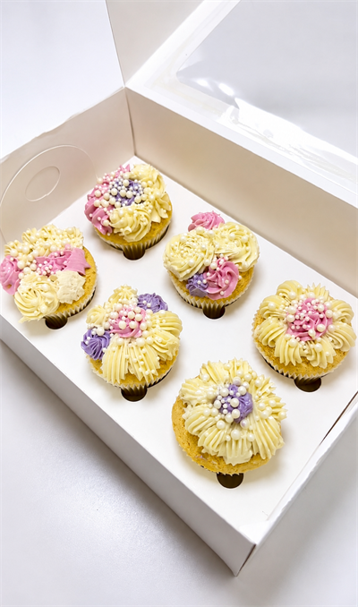 GENİŞ ARALIKLI 6 LI CUPCAKE KUTUSU 