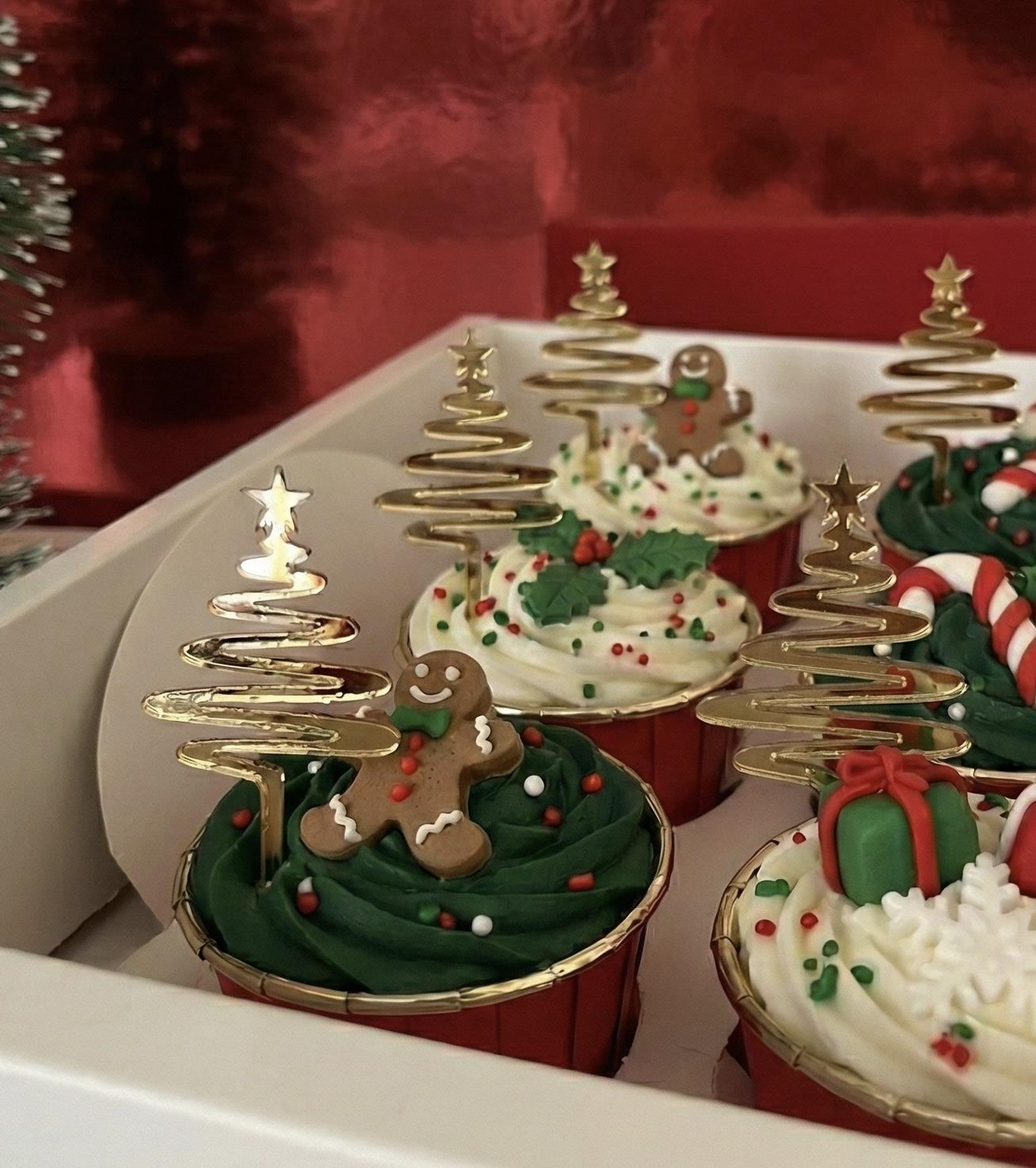 Şam Tort Bəzəyi Qızılı 4x4 sm (Cupcake Ölçüsündə)