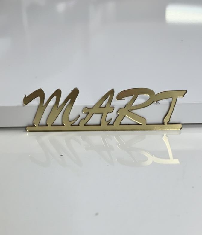 Mart yazılı arkası yapışkanlı pleksi 