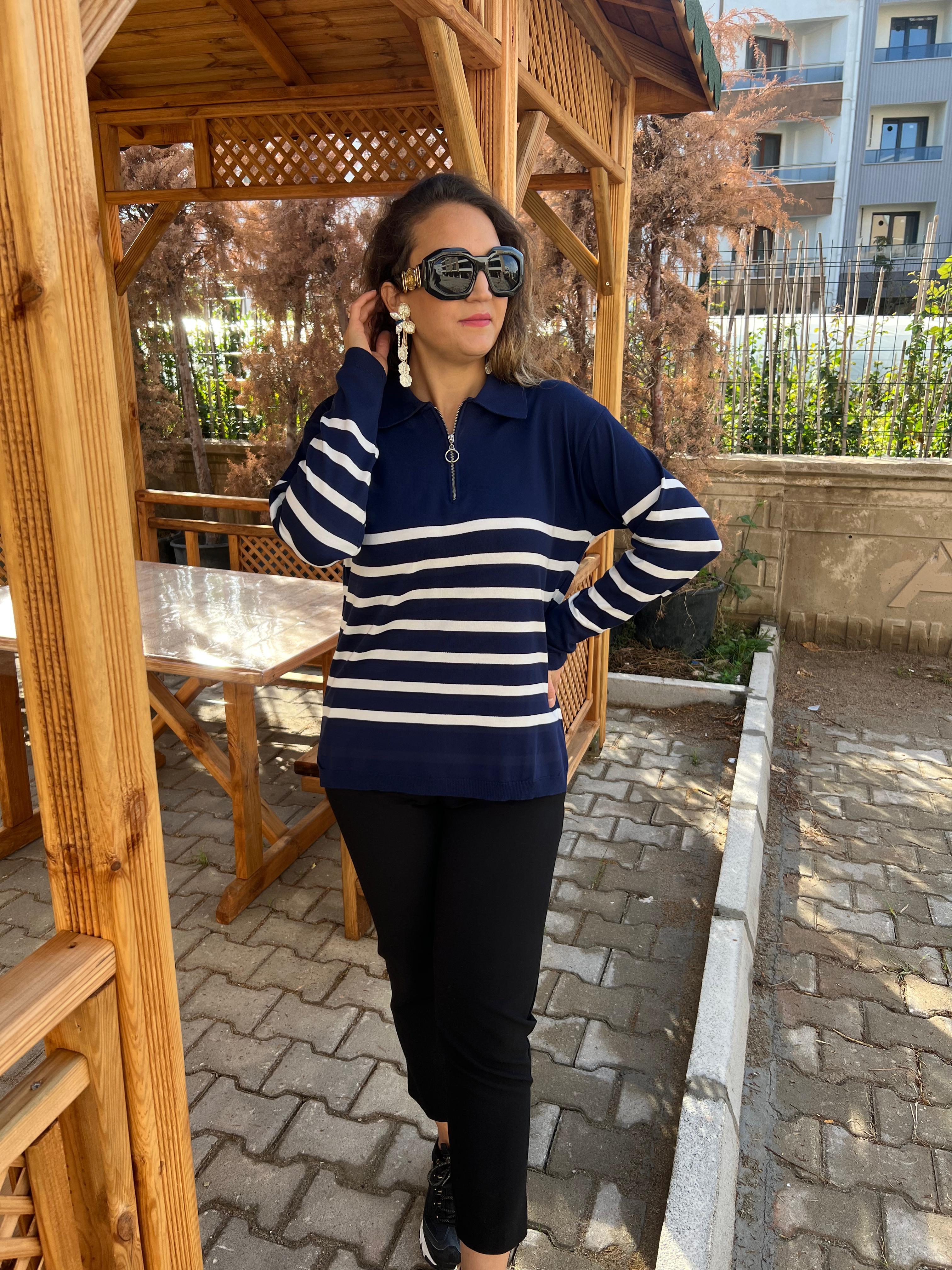 FERMUARLI TRİKO LACİVERT BEYAZ 