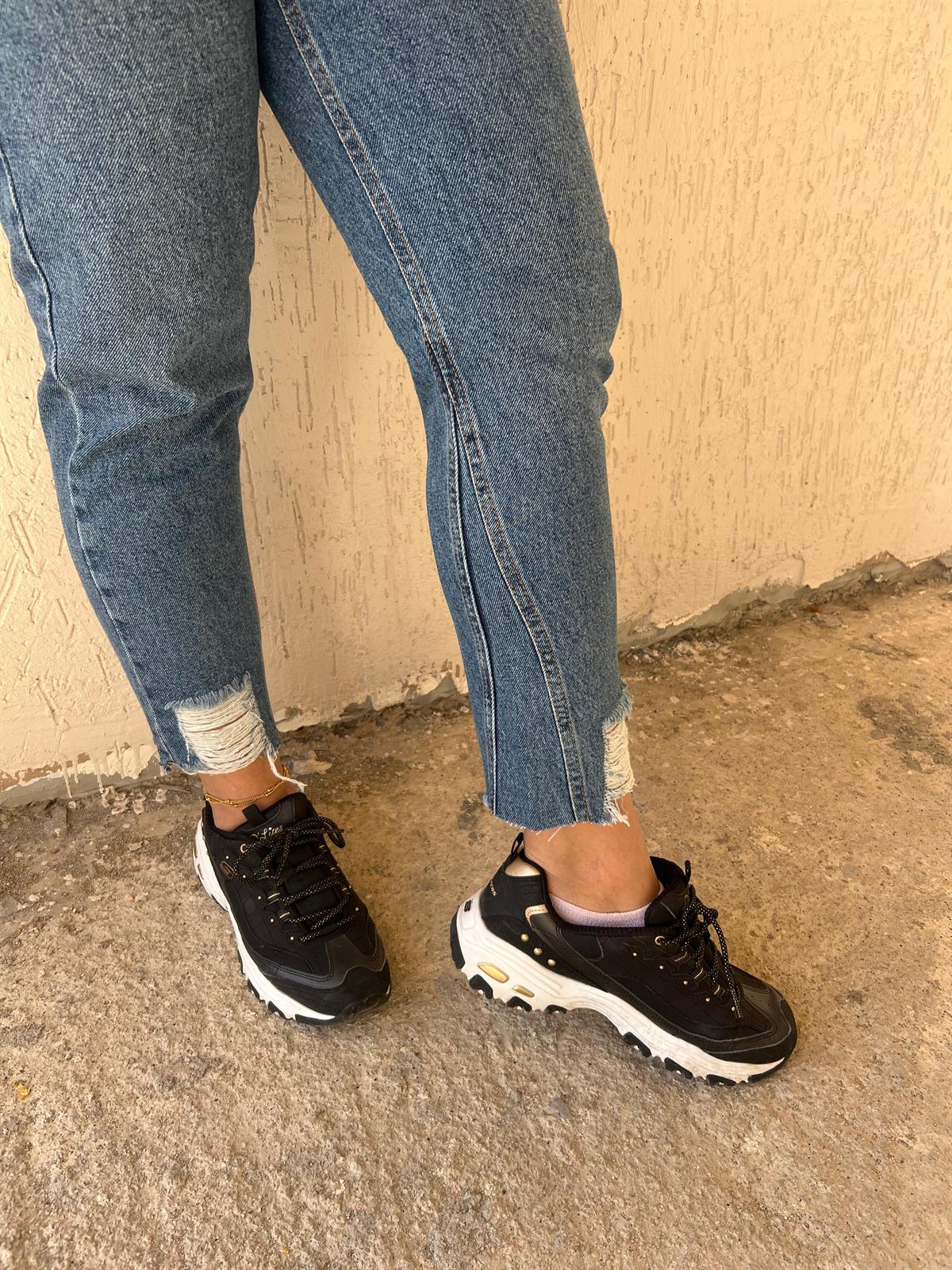 PAÇASI YIRTMAÇLI KOT