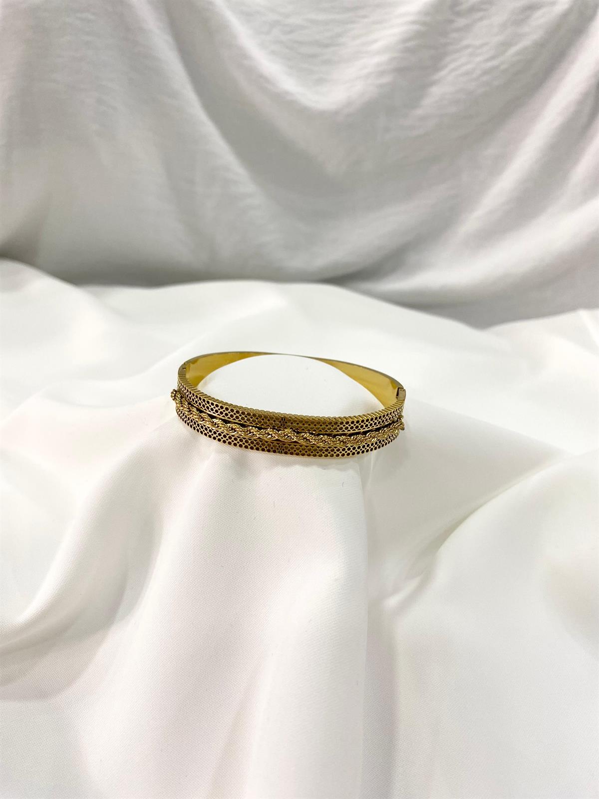 ZİNCİR DETAYLI ÇELİK KELEPÇE