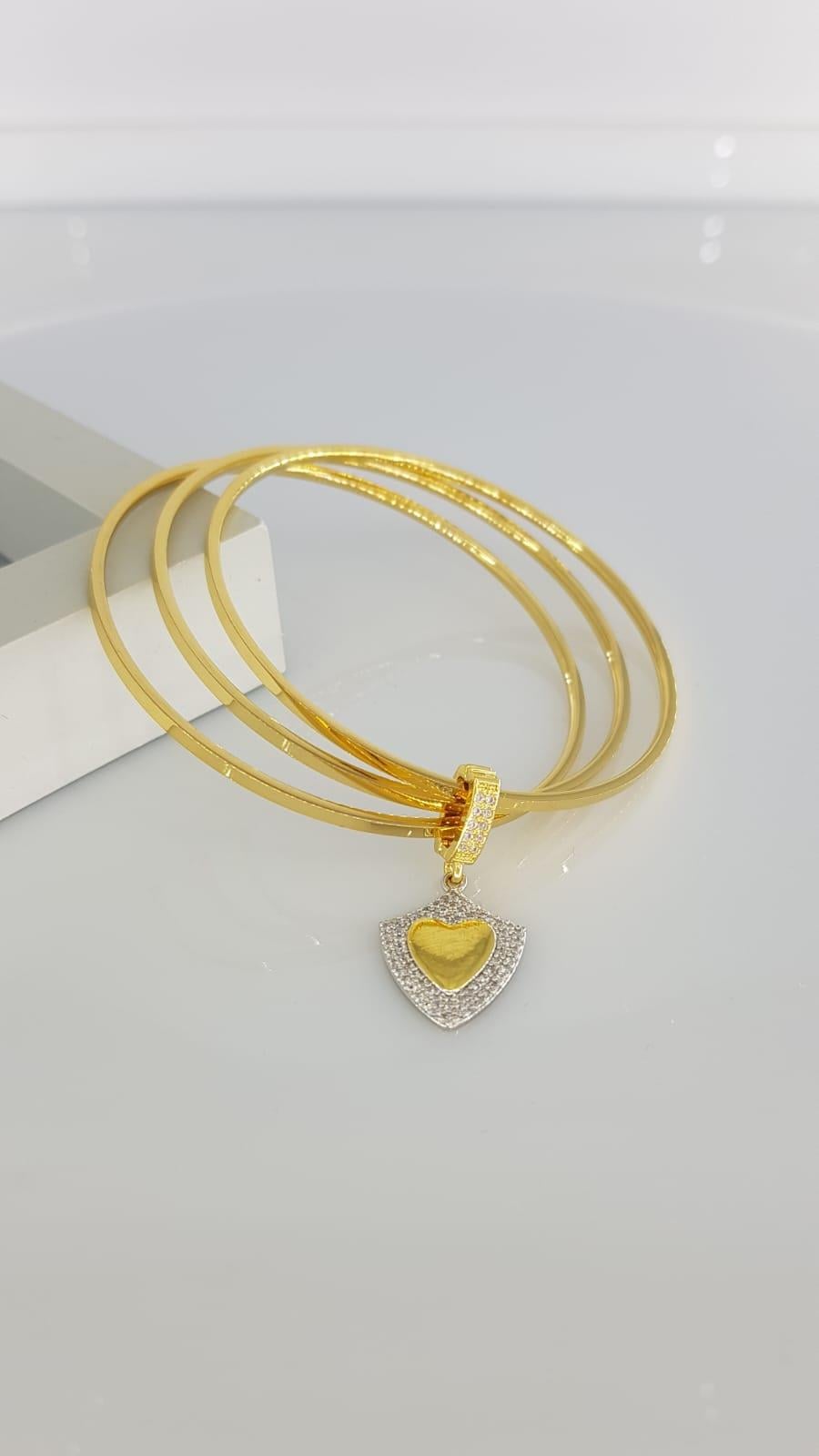 Kalpli Charm Çelik BilezikKalpli Charm Çelik Bilezik