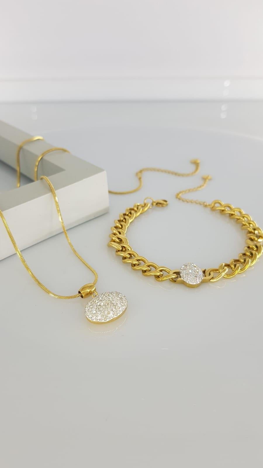 Kolye ve Bileklik Gold Çelik Takı Seti 307Kolye ve Bileklik Gold Çelik Takı Seti 307
