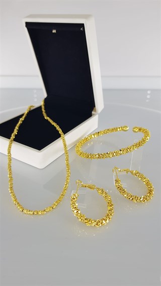 Parlayan Bayram Gold Çelik Takı SetiPrenses Gold Çelik Takı SetiKararma Yapmaz, Zarif Stil