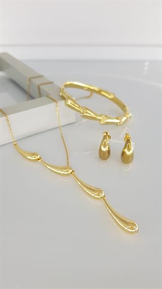 Stilla Gold Çelik Takı SetiStilla Gold Çelik Takı Seti Kararma Yapmaz, Zarif Stil