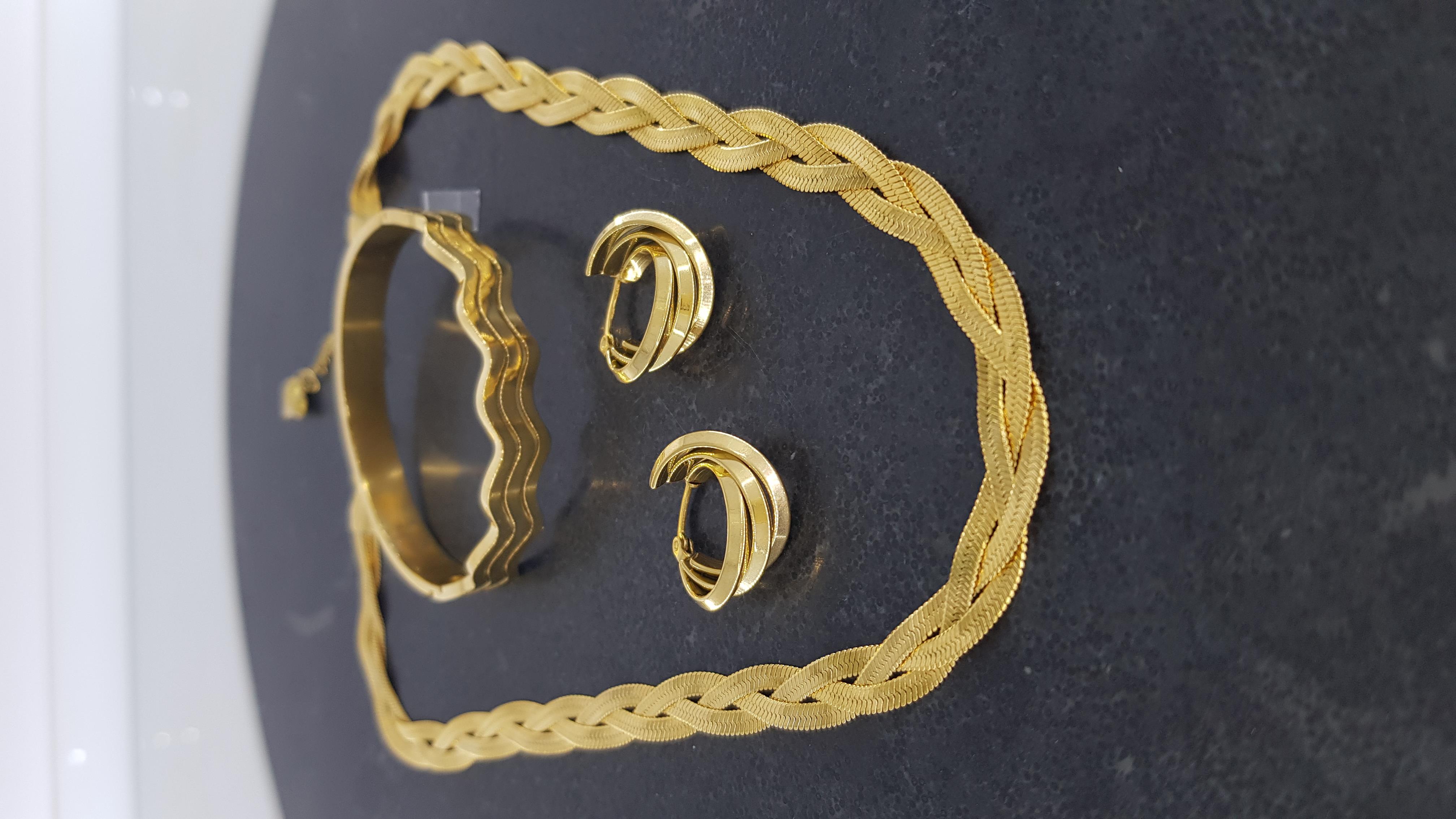 Dalga Gold Çelik Takı Seti 351Dalga Gold Çelik Takı Seti 351 kararmaz Doğumgünü Özel gün Hediye Anneler Günü