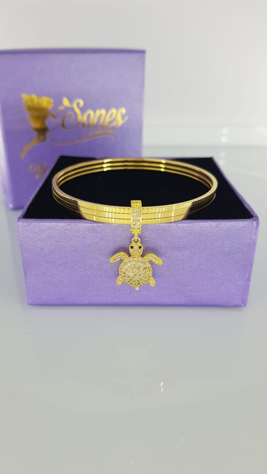 Kaplumbağa Charm Çelik BilezikKaplumbağa Charm Çelik Bilezik