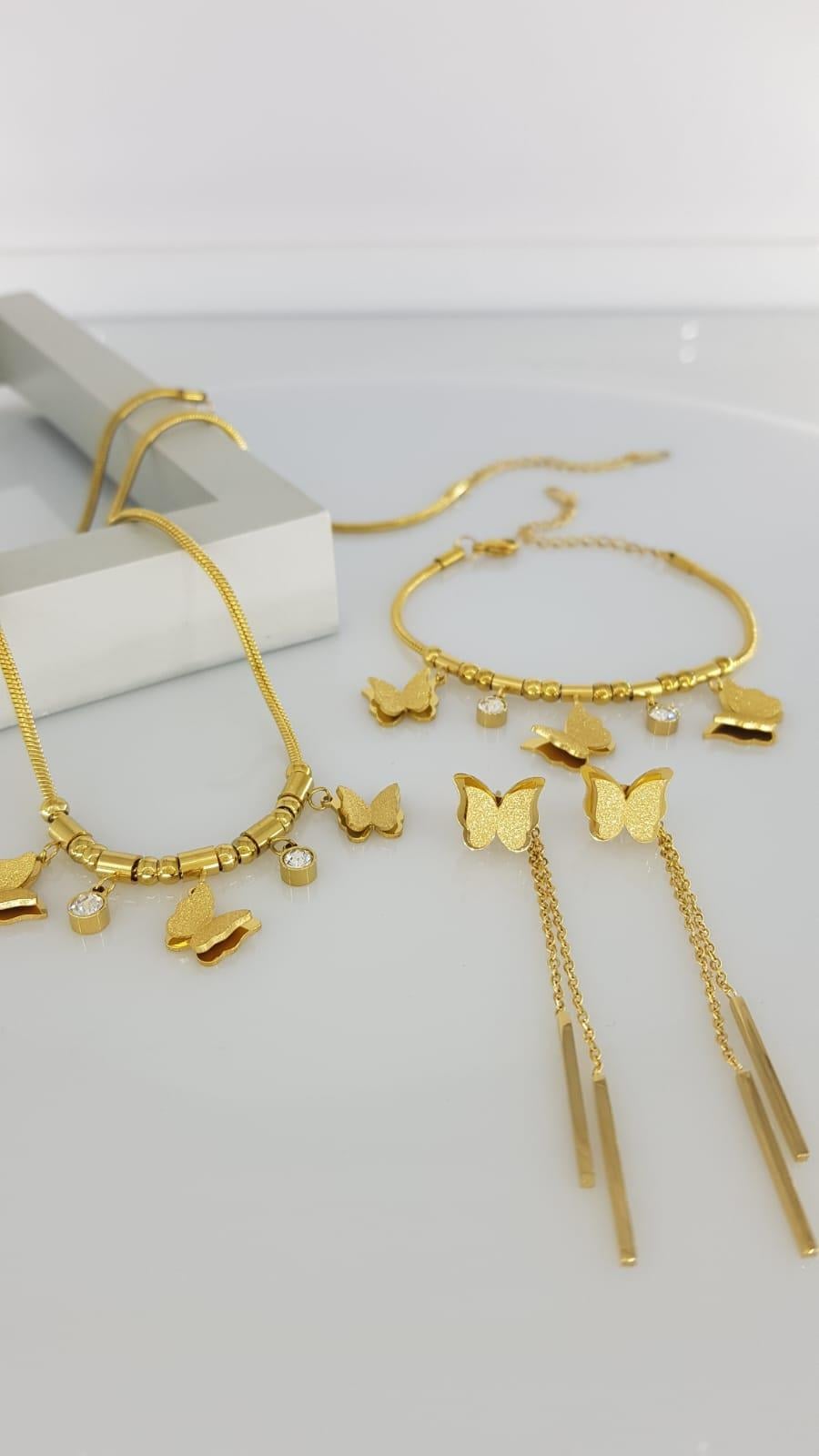 Kelebek Çelik Takı Seti 330Kelebek Çelik Takı Seti 330