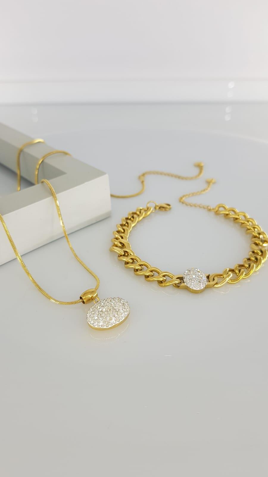Kolye ve Bileklik Gold Çelik Takı Seti 307Kolye ve Bileklik Gold Çelik Takı Seti 307