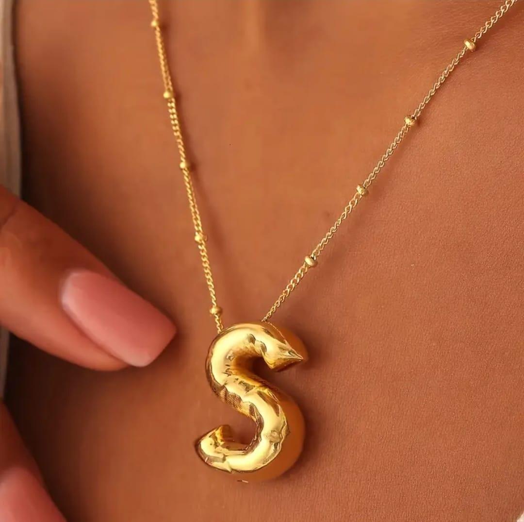 S Harf Balon Gold Çelik kolyeS Harf Balon Gold Çelik kolye  Şık ve Zarif Çelik Takı